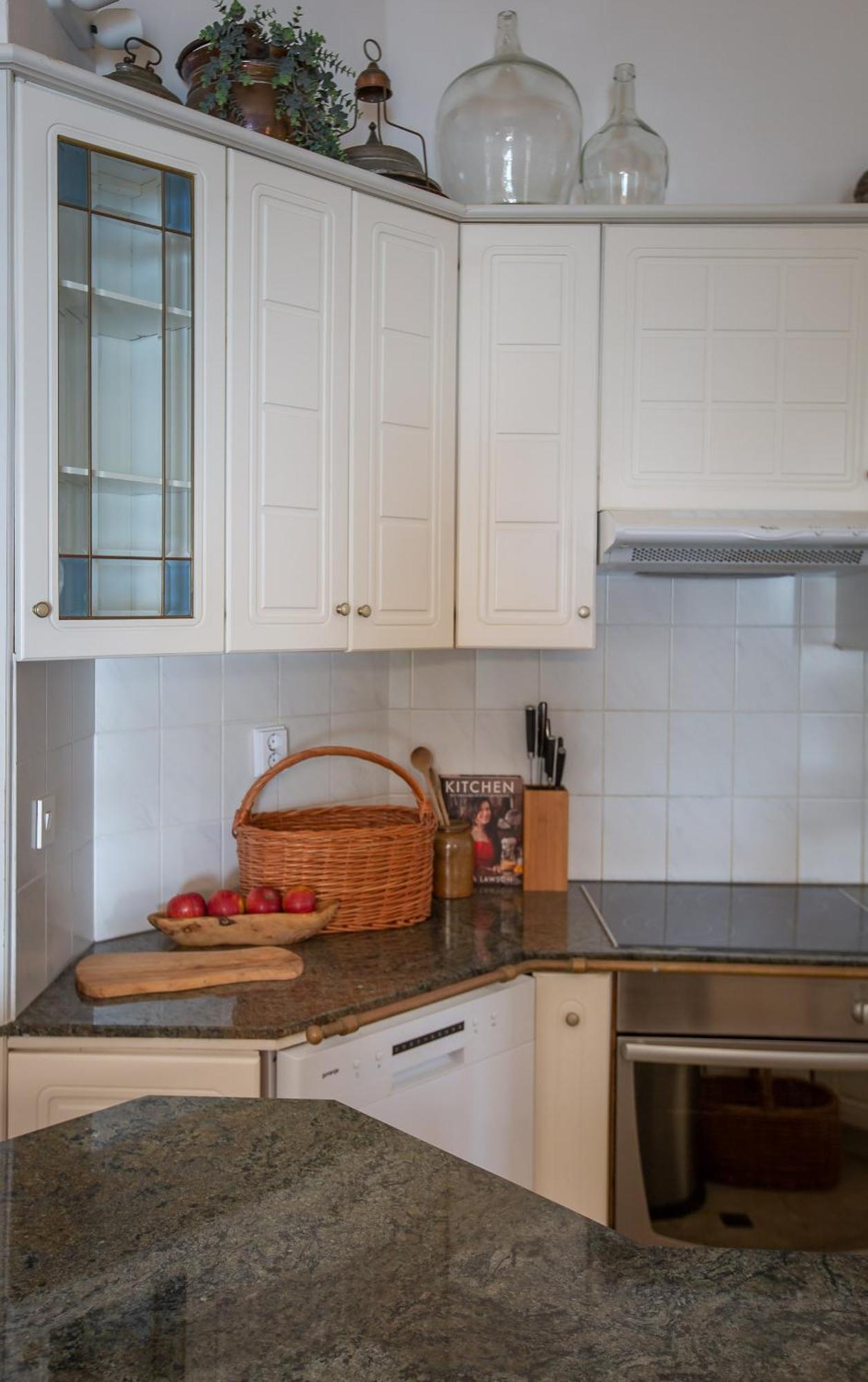 Tara'S Lodge Zrnovo Ruang foto
